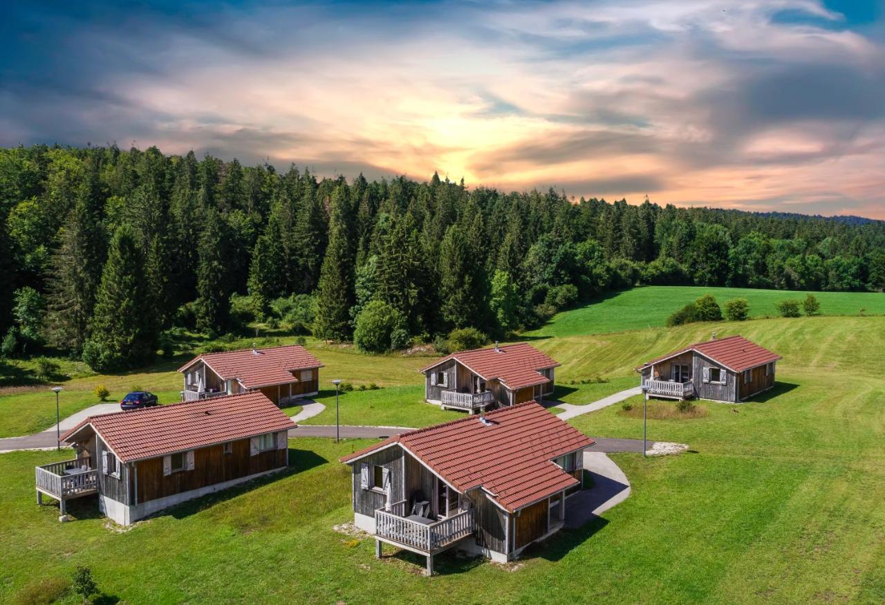 Chalets De Tremontagne 3 Etoiles Nanchez Εξωτερικό φωτογραφία